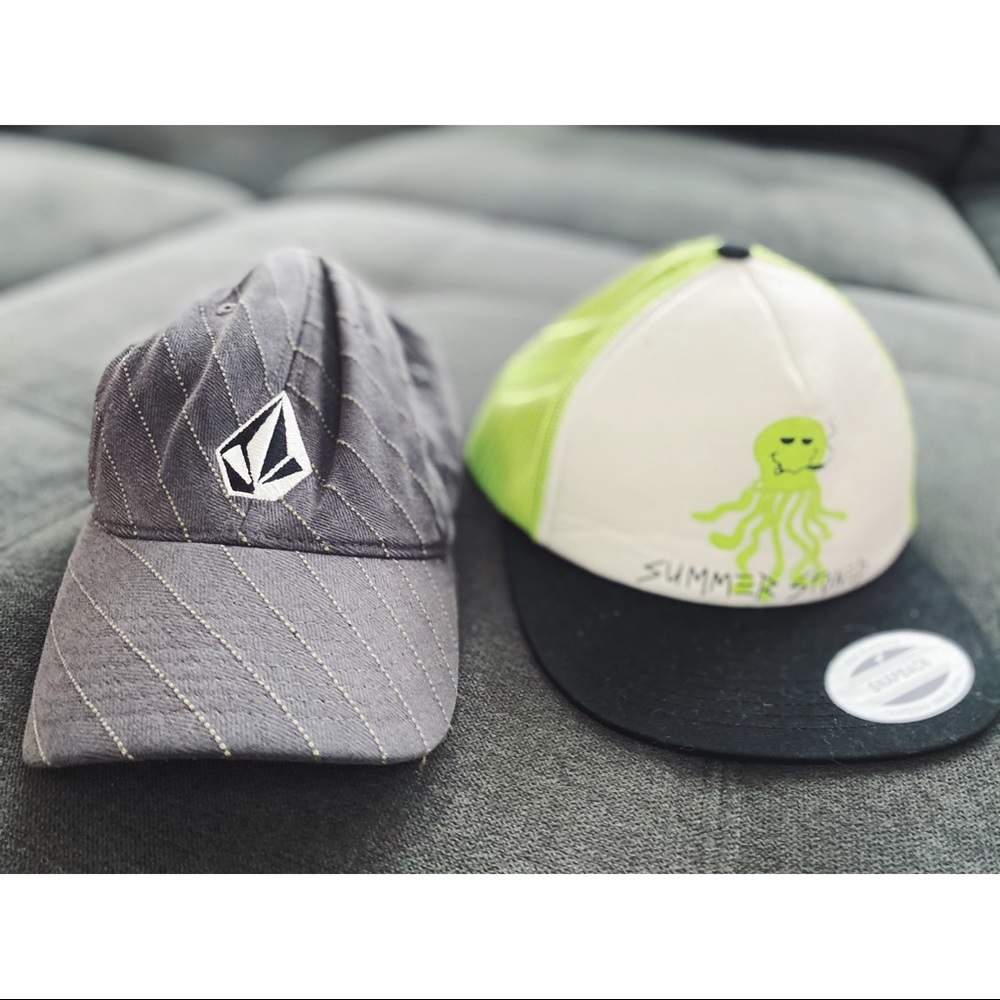 🐙 Volcom Hats 🐙 - Picture 4 of 6